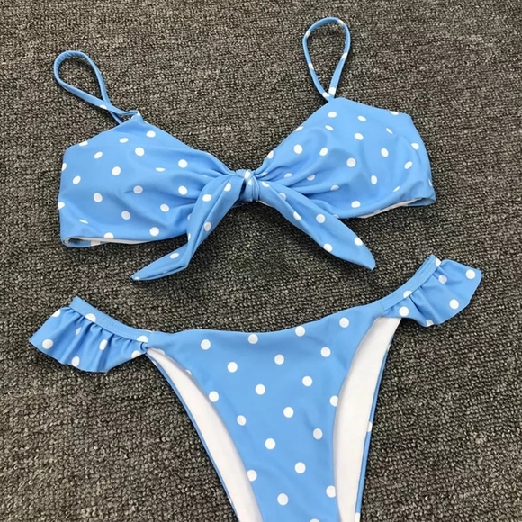 New POLKA DOTS KNOTTED BANDEAU BIKINI SET - Picture 7 of 8